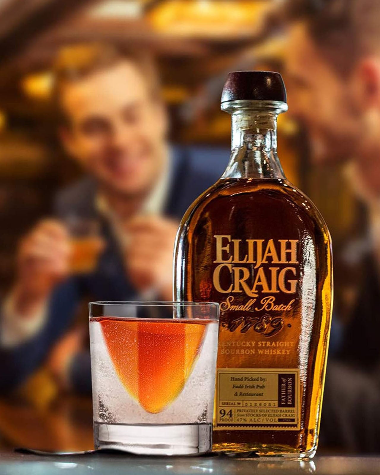 Kollea Whiskey Wedge Glasses with Silicone Ice Mold, Whiskey Glasses Gift